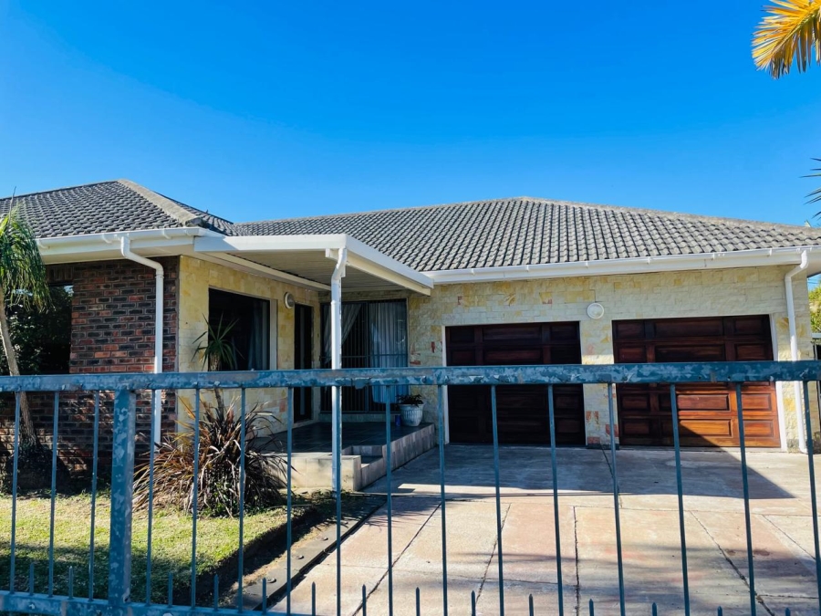 4 Bedroom Property for Sale in Dorchester Heights Eastern Cape